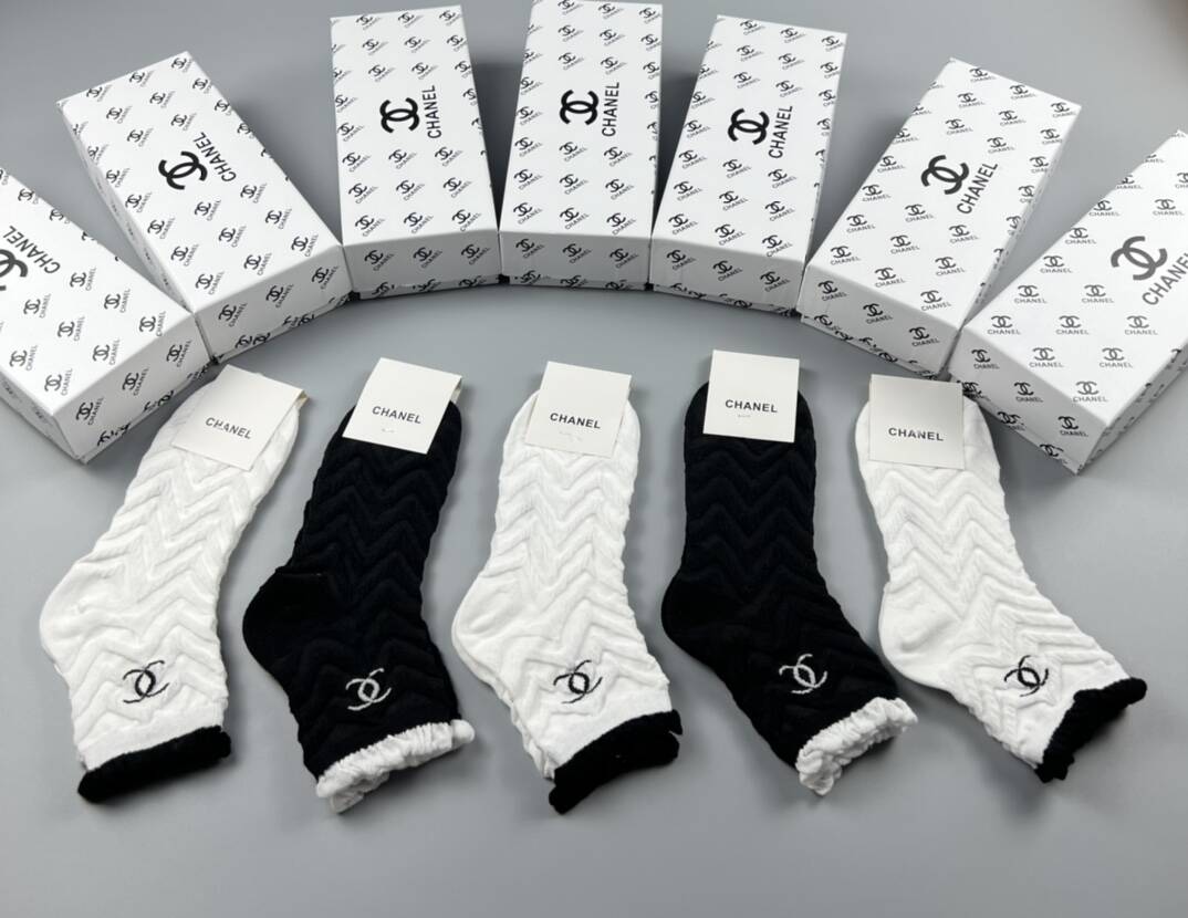 c9f1cc51f158f1e8b8d0149ff4e51eb1_1732602343_9174.jpg c9f1cc51f158f1e8b8d0149ff4e51eb1_1732602343_9174.jpg